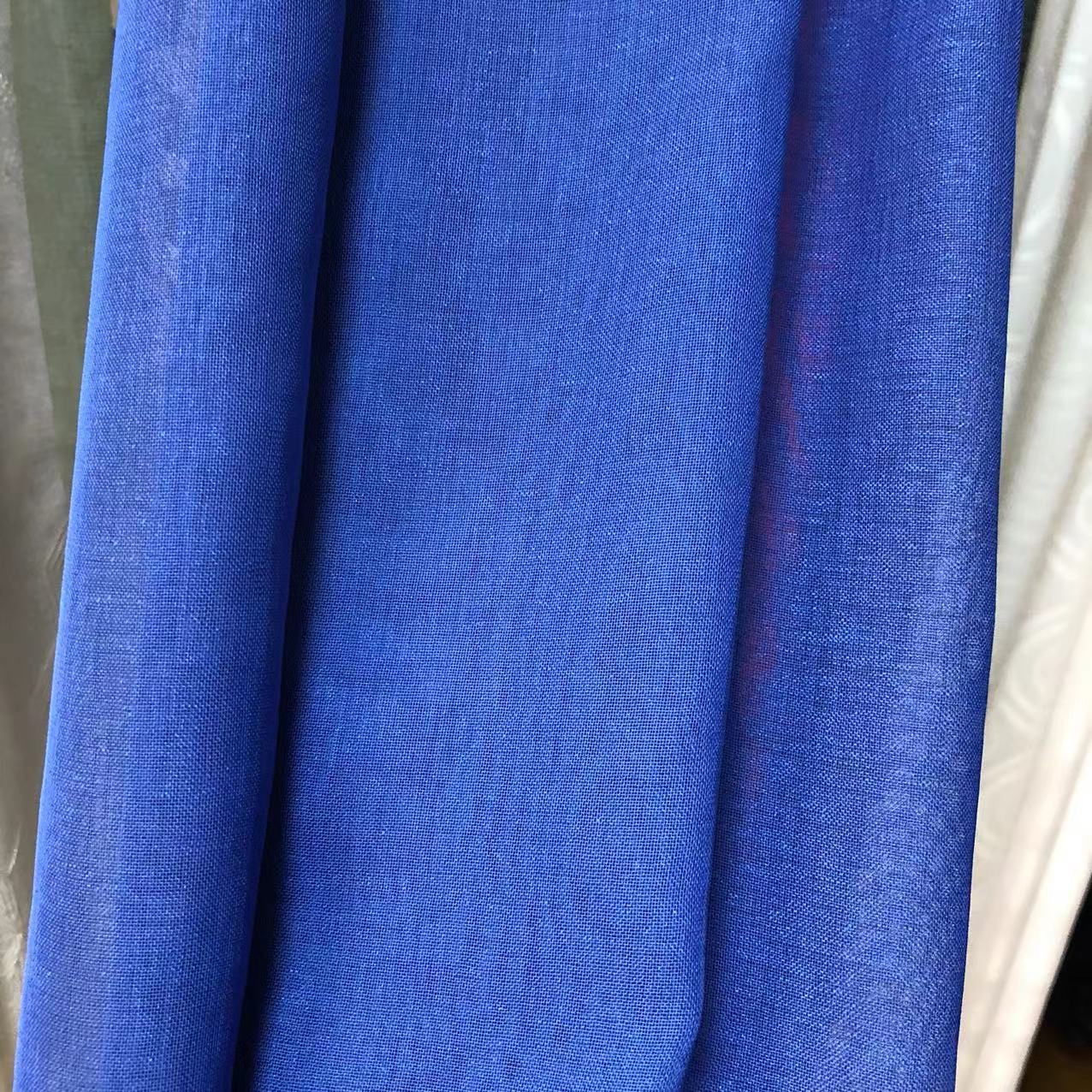 DAZZLING BLEU