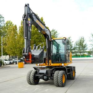 Excavadora de Ruedas Multifuncional PW85 Usada en Venta, de 5-9 Toneladas, para Construcción, Construcción de Carreteras y Agricultura - Product Image 1