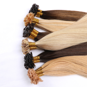 Vente en gros d'extensions de cheveux humains vierges russes à double tirage, kératine pré-collée, pointe plate, style vague naturelle, modèle de corps - Product Image 4