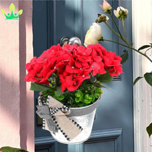 Bouquet de panier de fleurs suspendu avec couronne <span class=keywords><strong>en</strong></span> métal Géranium Seau Vase Floral Petit <span class=keywords><strong>Pot</strong></span> Plante Nativité Ornement Fer Eponge - Product Image 4