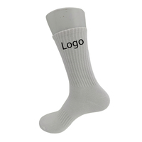 Chaussettes de sport pour hommes en coton tricoté de haute qualité, couleur unie, respirantes, avec logo personnalisé