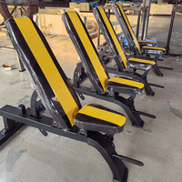 Banc et rack pliables et réglables XC-826 pour la musculation en salle de sport