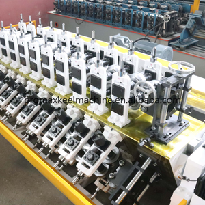 3-in-<span class=keywords><strong>1</strong></span> Trockenbau-Metallständerprofil-Maschine für CD UD UW CW Leichtbau-Kielständer-Profil C-Kanal-Stahl-Rollformmaschine - Product Image 4