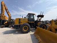 Chargeuse sur pneus d'occasion officielle LW600KV de 6 tonnes pour fournisseurs mondiaux