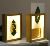 Lampe de chevet avec cadre en bois de 8 pouces, câble USB 3CCT, motif sculpté, idéale pour les cadeaux d'anniversaire et de fêtes