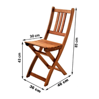 Les ensembles de table et de chaises pliables du peuvent être placés dans n'importe quel jardin ou utilisés sur un petit balcon