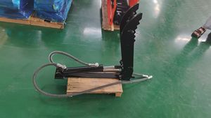 Pollice Idraulico Montato su Escavatore con Cuscinetto per Escavatori da 1-24 Tonnellate Marca Hope - Product Image 3