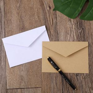 Sobres de Papel Kraft Marrón, Blanco y Negro para Invitaciones Impresas Personalizadas de Alta Calidad - Product Image 4