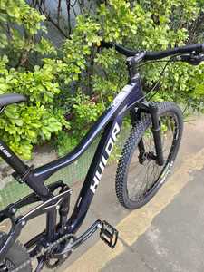Bicicleta de Montaña HULDA de 10 Velocidades, Cuadro de Aluminio, Eje Pasante, Suspensión Completa, Horquilla con Resorte de Aceite, Frenos de Disco Dobles para Adultos - Product Image 6
