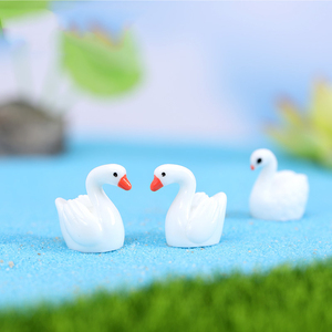Mini Figura Decorativa de Cisne Blanco en Resina, Adornos de Paisaje, Adornos de Escritorio con Forma de Pájaro, Accesorios para Manualidades - Product Image 3