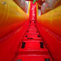 Toboggan aquatique gonflable commercial de 18 pieds de haut avec échelle d'escalade et piscine profonde pour événements en plein air