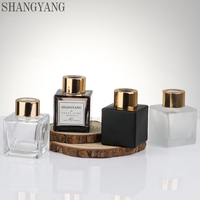 Décoration d'intérieur, diffuseur d'arômes en verre carré de luxe personnalisé, 50 ml, ensemble de diffuseur d'arômes avec boîte, bouteille de diffuseur vide avec couvercle en bois noir