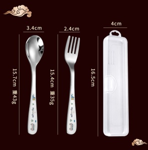 DFK0311 Cubertería Infantil Personalizada de Acero Inoxidable SUS304 con Caja de Cartón de Color, Tenedores y Cucharas Portátiles - Product Image 1