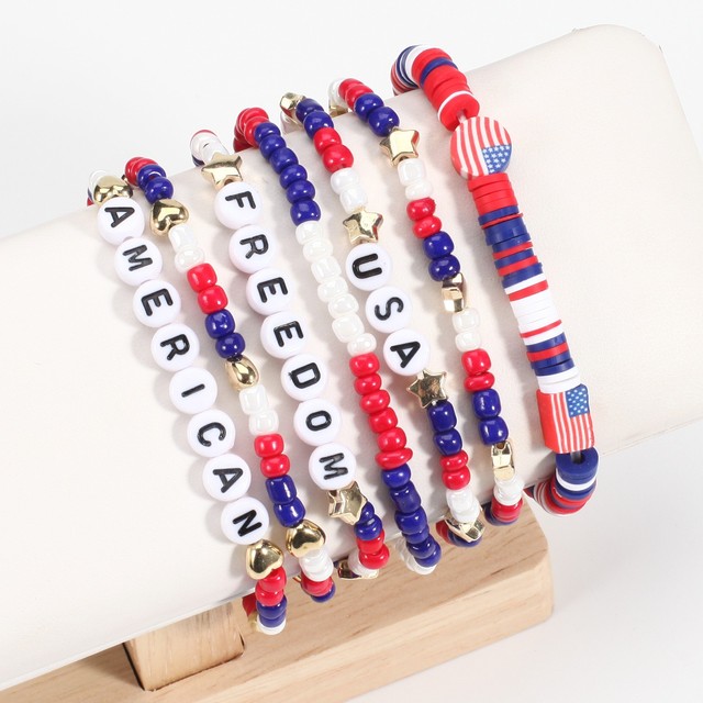 New USA Independence Day Bracelet USA AMERICA FREEDOM Soft Clay Beaded Bracelet with American Flag Design for man and women