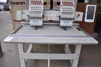 Machine à Broder YH 1202 Vente Chaude, 2 Têtes, 12 Aiguilles, Automatique et Informatisée, pour Casquettes/Plat/Vêtements, Double, Fabriquée en Chine