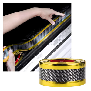 Protecteur de seuil de porte de voiture universel 5CM*1M - Bande anti-rayures en fibre de carbone, imperméable, auto-adhésive - Product Image 4