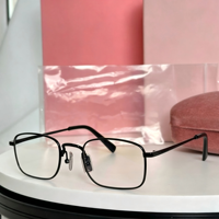 Lunettes de soleil unisexes Fashion Square à monture large argentée, avec verres dégradés gris, protection UV400, pour la plage et les activités de plein air