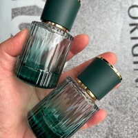 Flacon en verre de luxe 30 ml, design simple et tendance, à rayures verticales, avec bouchon à vis, flacon de parfum, emballage diffuseur sérigraphié 10 ml 50 ml