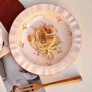 Assiette à dessert peu profonde en forme de nœud, motif cœur de fille mignon, résistante aux hautes températures, pour usage domestique, compatible micro-ondes, style INS - Product Image 3