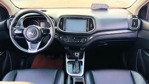 SUV compact d'occasion : Kia KX3 2015, 1.6L, 2 roues motrices, finition DLX, style accrocheur, faible consommation, <span class=keywords><strong>voiture</strong></span> idéale pour les aventures en ville - Product Image 5