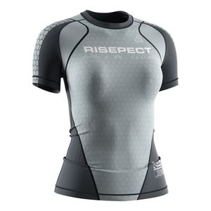 Camiseta de Protección Solar para Mujer, Cómoda, Diseñada con Tela Protectora, Diseño Elegante y Estilo Versátil para Actividades Acuáticas - Product Image 5