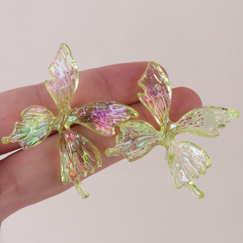 สีเขียว