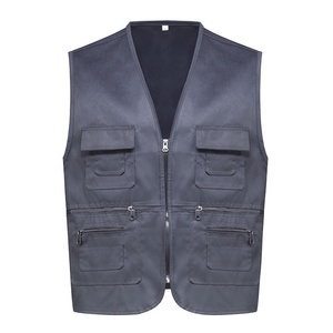 سترة عمل رجالية متعددة الوظائف من البوليستر والنايلون بدون أكمام مع جيوب وسحاب وأشرطة عاكسة للسلامة - Product Image 3