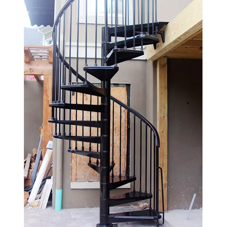 Özel tasarım Metal paslanmaz çelik Spiral merdiven ahşap kasa Modern kapalı ücretsiz Spiral merdiven tasarımı
