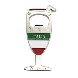Abridor de Botellas Magnético de Metal de la Compañía de Vinos Souvenir de Napa Valley, California, para Vinos de Chile, Francia y Australia - Product Image 6