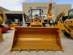 Cargadora de Ruedas CAT 966H de Segunda Mano en Buen Estado, Maquinaria de Construcción Usada a la Venta a Bajo Precio - Product Image 6