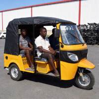 Tuk-Tuk motorisé pour passagers, taxi pour trajets courts, 6 passagers, carrosserie fermée, stock disponible, entrepôt Accra, Ghana, Congo-Kinshasa