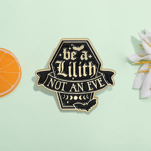 بيع بالجملة يكون ليليث اقتباس دبابيس المينا دبابيس مخصصة طية صدر السترة شارات حقيبة الظهر حقائب الظهر اكسسوارات المجوهرات هدية فكرة - Product Image 2