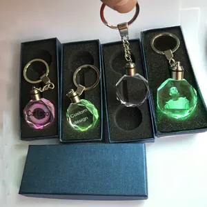 Hotsale led acrylique ébauches de sublimation porte-clés en cristal pour petits cadeaux
