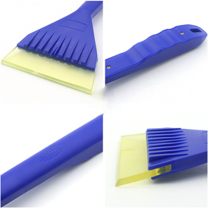 <span class=keywords><strong>Grattoir</strong></span> à neige pour voiture, brosse avec manche ergonomique, dégivreur pour <span class=keywords><strong>pare</strong></span>-<span class=keywords><strong>brise</strong></span> et matériaux, design léger pour le déneigement - Product Image 2