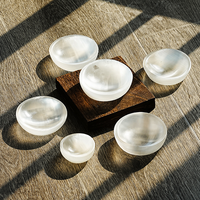 Vente en gros de bols en sélénite poli de haute qualité CrystalHola, artisanat traditionnel en cristal de guérison pour la décoration de la maison et la méditation