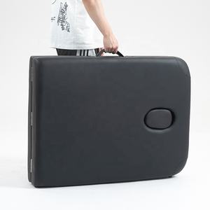 Lits <span class=keywords><strong>de</strong></span> <span class=keywords><strong>massage</strong></span> pliants en aluminium personnalisables, poids net <span class=keywords><strong>de</strong></span> 12 kg, faciles à transporter à la main pour les salons <span class=keywords><strong>de</strong></span> beauté - Product Image 4