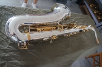 Saxophone ténor professionnel en laiton jaune avec traitement de surface plaqué argent de haute qualité, modèle Bb (JTS-401)