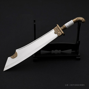 Llavero de juguete de aleación de zinc de 20 cm con diseño de espada y daga de las Cinco Espadas de <span class=keywords><strong>Wang</strong></span> Lao, periférico de juego de animación de One Piece City Film - Product Image 2
