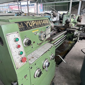 Tour à métaux d'occasion semi-automatique 6140B de fabrication chinoise <span class=keywords><strong>Yuxi</strong></span> pour usinage horizontal - Product Image 2