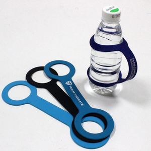 Sangle de transport extensible en silicone personnalisée pour bouteille d'eau, idéale pour les activités de plein air et les voyages minimalistes - Product Image 4