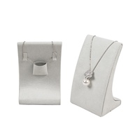 Support de rangement pour colliers et bracelets en résine gris foncé/gris clair et microfibre, écologique, pour bijoux