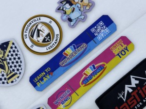 Không Có Moq Chất Lượng Cao Tùy Chỉnh Tên Thương Hiệu Logo Sắt Trên May Trên Dệt Các Bản Vá Lỗi Dệt Phù Hiệu - Product Image 6