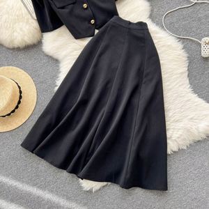 Conjunto de Falda Midi y Top de Manga Corta Tejido Digital Liso para Mujer - Elegante Conjunto de 2 Piezas Transpirable y Ecológico al por Mayor - Product Image 4