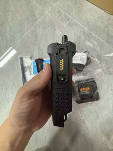 P25 Digitales Zweiwege-Funkgerät APX2000 Langstrecken-Wasserdichtes Walkie-Talkie mit GPS-Verschlüsselung für Öffentliche Sicherheit & Industriellen Einsatz - Product Image 4