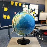 Globe terrestre en plastique de différentes tailles pour l'utilisation en géographie