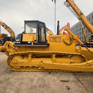 Topadora Komatsu D85A con Gran Capacidad de Tracción, Cuchilla Grande, Calidad Confiable, Ideal para Construcción de Carreteras y Desbroce de Terrenos - Product Image 3