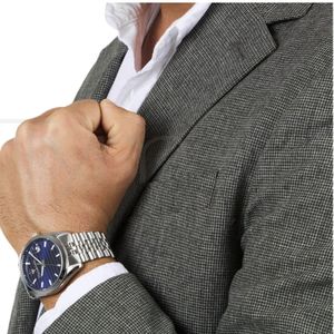 Orologio al Quarzo Maserati Attraction R8853151028 - Product Image 3