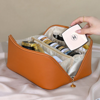 Trousse de Toilette en Cuir PU, Sac de Rangement Portable Grande Capacité Quatre Couleurs, Idéal pour les Voyages