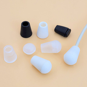 Doudoune à capuche en plastique, avec cordon élastique, ajustement à la taille, embouts noirs et blancs - Product Image 2
