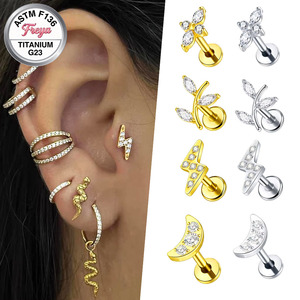 Pendientes <span class=keywords><strong>de</strong></span> <span class=keywords><strong>titanio</strong></span> OEM G23 chapados en oro con circonita <span class=keywords><strong>de</strong></span> cristal, aretes <span class=keywords><strong>de</strong></span> moda para boda, joyería para <span class=keywords><strong>piercing</strong></span> corporal - Product Image 1